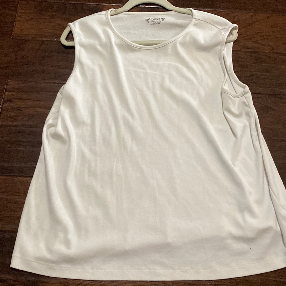 Cato White sleeveless top 22/24 in women’s,super soft